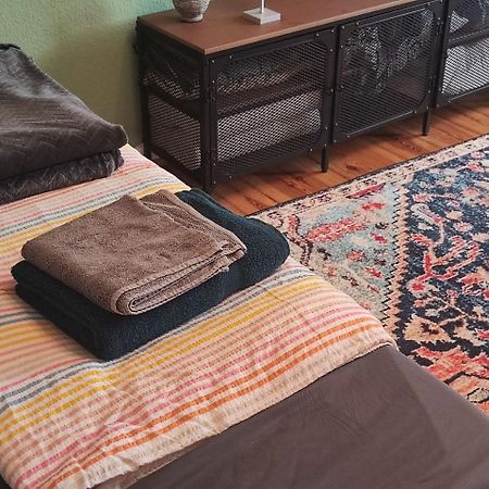 Stylish 2-Room Apartment With Balcony Next To East Side Gallery Berlin Exterior photo