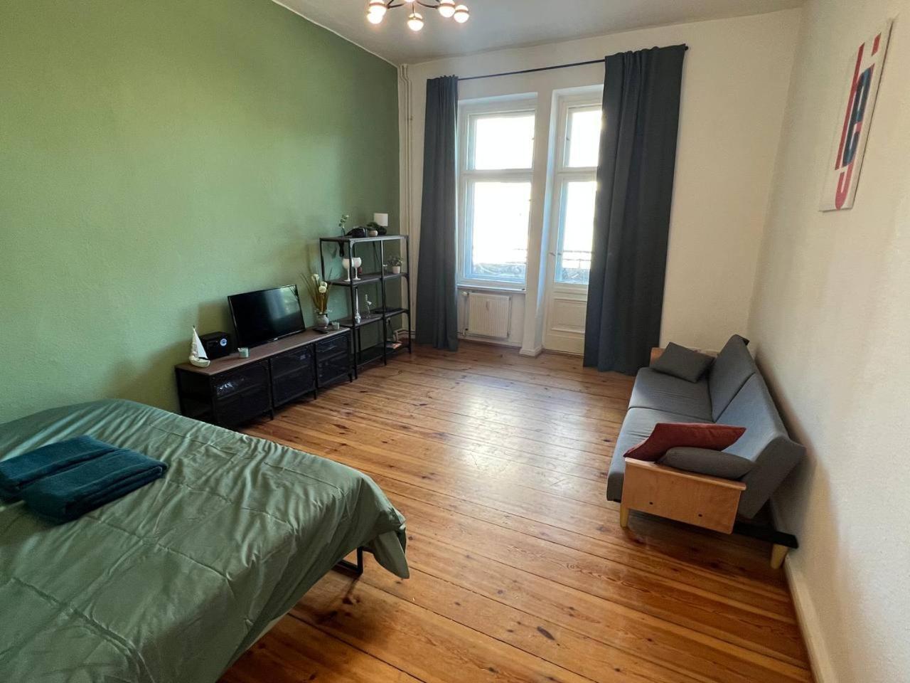Stylish 2-Room Apartment With Balcony Next To East Side Gallery Berlin Exterior photo