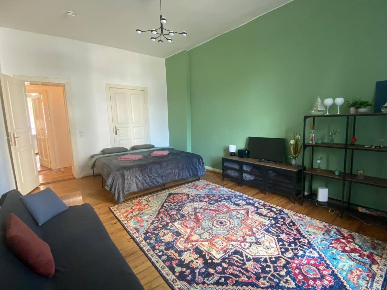 Stylish 2-Room Apartment With Balcony Next To East Side Gallery Berlin Exterior photo