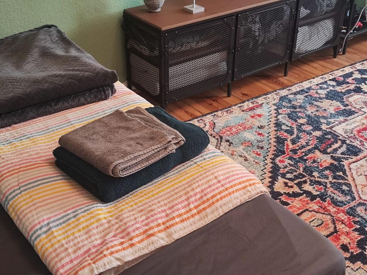 Stylish 2-Room Apartment With Balcony Next To East Side Gallery Berlin Exterior photo